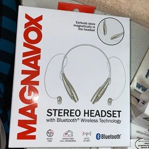 Magnavox Stero Headset with Bluetooth